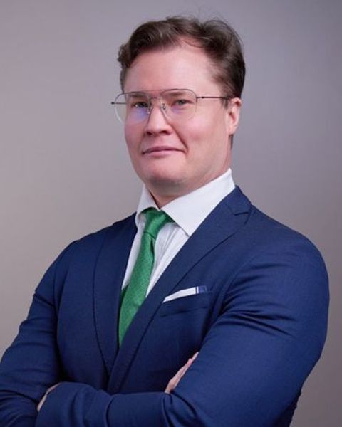 Alex, Director of Strategy & Advertising at HUABOOST